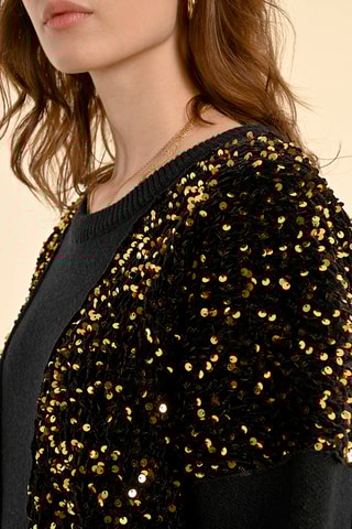 Pull - Noir - Molly Bracken