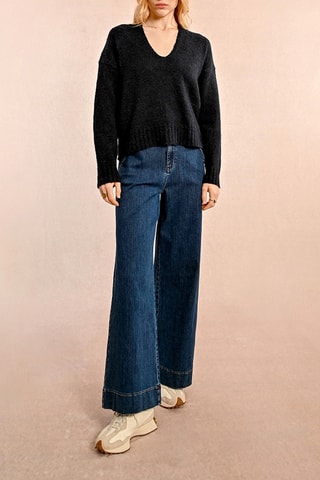 Pull - Noir - Molly Bracken