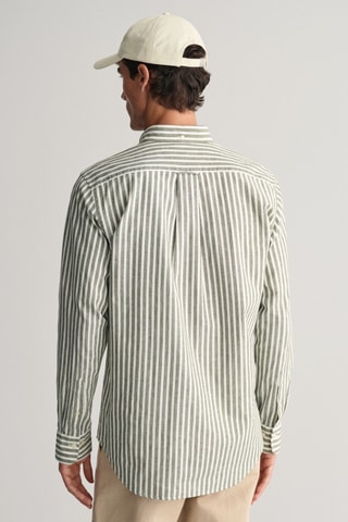 Camisa regular em linho - Verde-azeitona