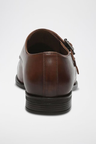 Derbys à boucles en cuir Andrew 
Camel - Leonarr x Swan