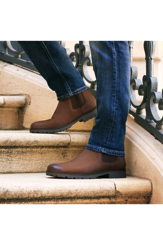 Bottines Chelsea en nubuck Marron - McFinlay