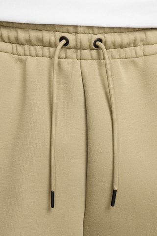 Short regular polaire Tech - Vert olive - Nike