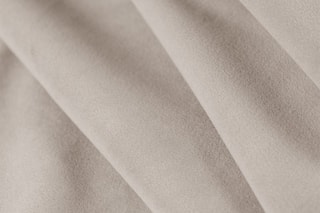 Canapé d’angle gauche panoramique Lionel - Beige - 8 places - Toucher velours