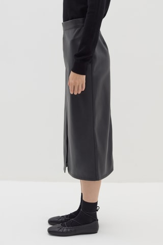 Saia direita de cintura alta - Preto