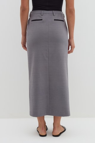 Saia comprida - Cinzento