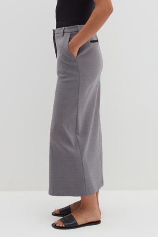 Saia comprida - Cinzento