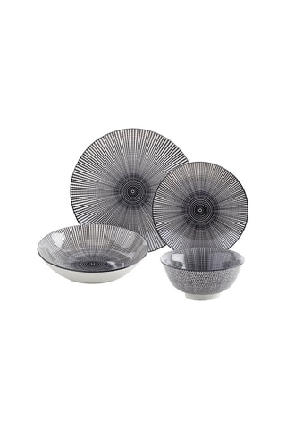 Service en porcelaine - 24 pièces