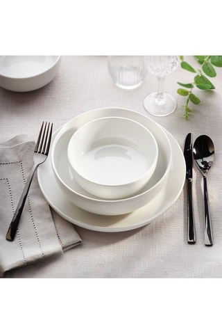 Service en porcelaine - 24 pièces