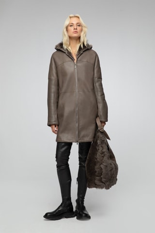 Manteau en peau lainée de mouton - 
Marron
