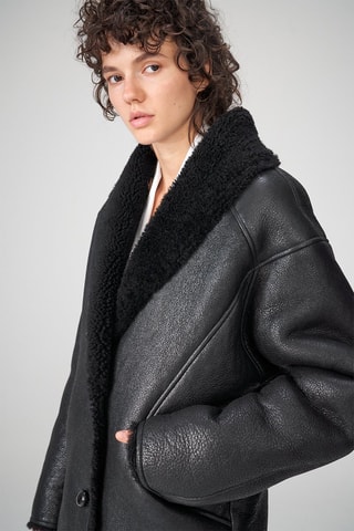 Manteau en peau lainée de mouton - Noir