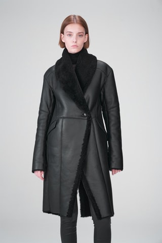 Manteau en peau lainée de mouton - Noir