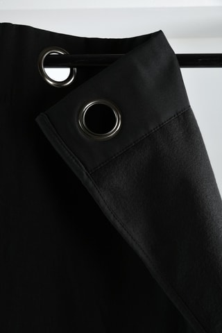 Cortinado - Preto - 135 x 240 cm