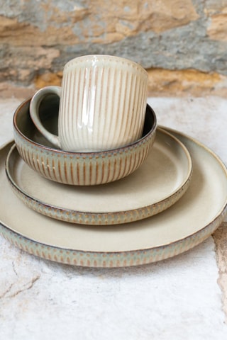 6 assiettes plates en céramique émaillée Terralha - 26,7 cm