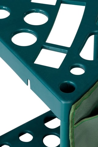 Rack d'angle pour outils de jardin