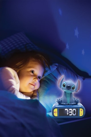 Réveil digital avec veilleuse lumineuse en 3D et effets sonores Lilo et Stitch Disney - Dès 6 ans