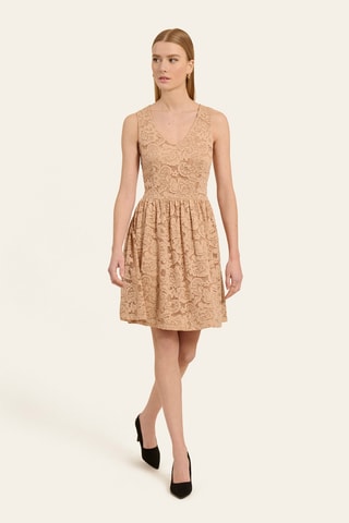 Vestido evasé de encaje - Beige