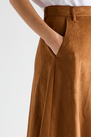 Falda midi de terciopelo de tiro alto - Camel