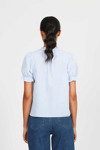 Blusa - Blanco y azul claro