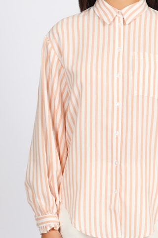 Camisa - Blanco y naranja