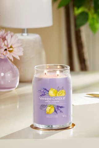 Vela perfumada jarra modelo grande Signature - Limão e lavanda