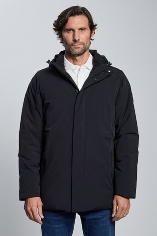 Parca com capuz - Preto