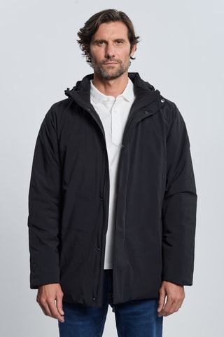 Parca com capuz - Preto