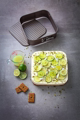 Forma quadrada Asimetria 24 cm