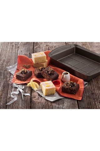 Forma para brownies Asimetria 28 x 22 cm