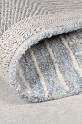 Wollen Vloerkleed Abstract Check - Lichtblauw en Wit