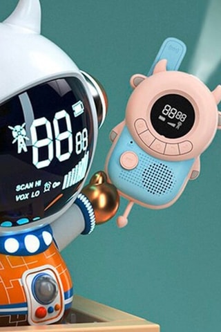 2 walkies-talkies Muh-muh