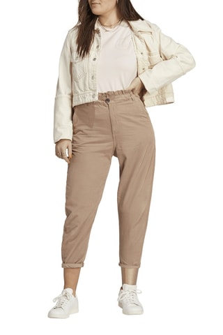 T-shirt Graphics - Nude