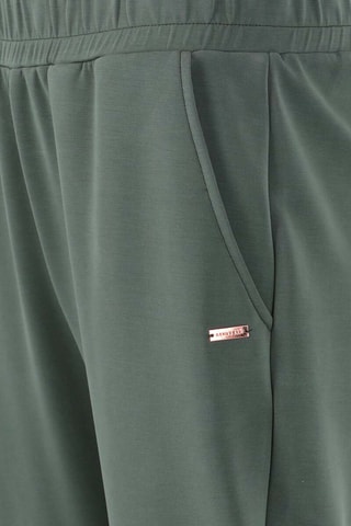 Calças - Verde-claro