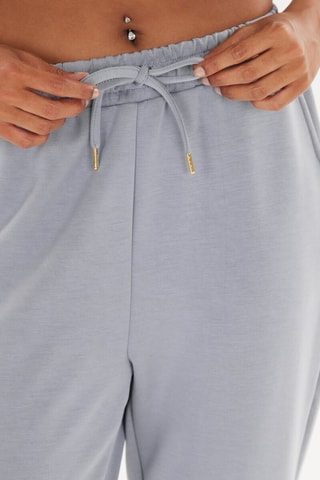 Calças de cintura alta - Cinzento-claro