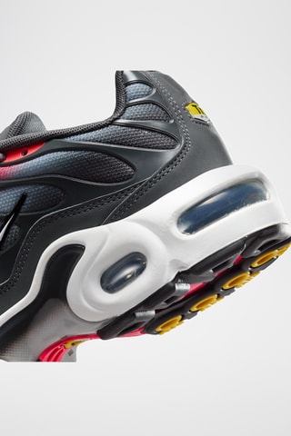 Nike Air Max Plus - Anthracite et rouge