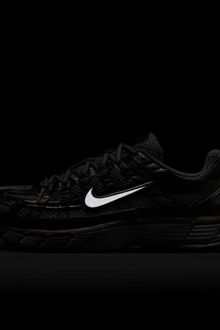 Nike P-6000 - Blanc et doré - Nike