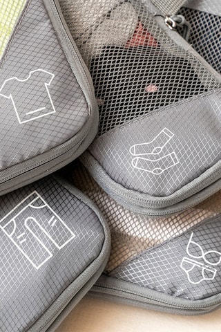 4 sacs de rangement à compression pour valise - 31 x 40,5 x 10 / 25,5 x 36,5 x 9 / 22 x 31,5 x 9 / 33,5 x 12,5 x 8 cm