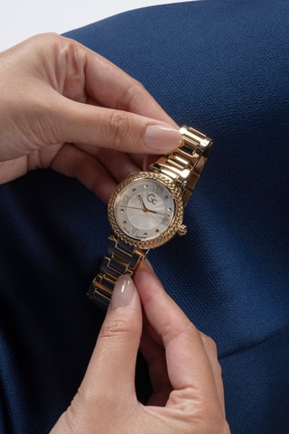 Montre à quartz en acier - Doré