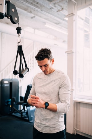 Montre connectée Ignite 2 - Noir