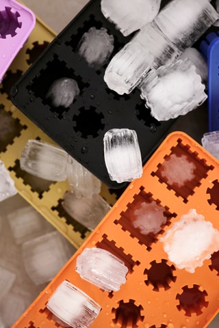 Recipiente de gelo em silicone Singles - Preto