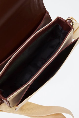 Mala a tiracolo - Cru