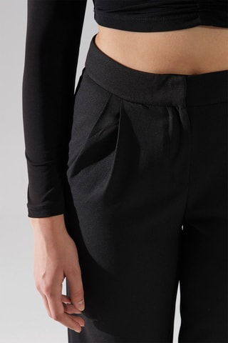 Calças wide legs de cintura alta - Preto