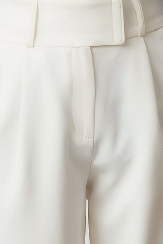 Calças direitas de cintura alta - Branco