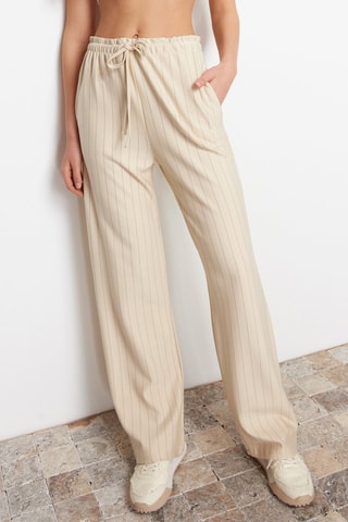Calças direitas - Bege