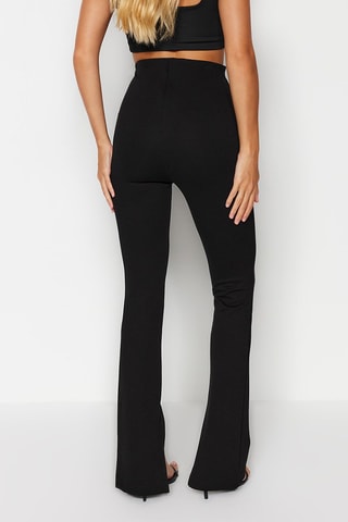 Calças bootcut cintura subida Preto