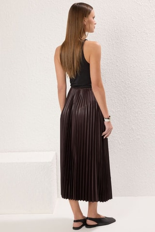 Saia plissada - Castanho