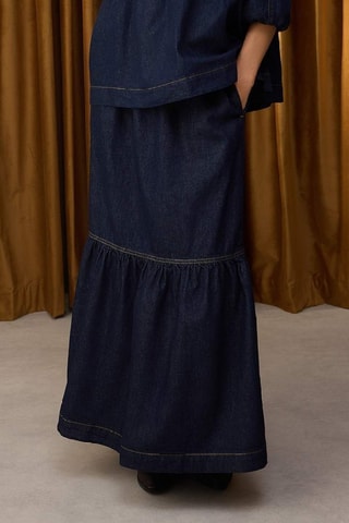 Saia comprida - Azul-escuro