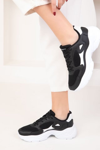 Sapatilhas com plataforma - Preto