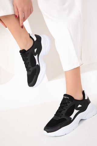 Sapatilhas com plataforma - Preto