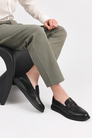 Mocassins em couro - Preto