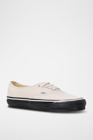 Tennis Authentic 44 - Blanc et noir